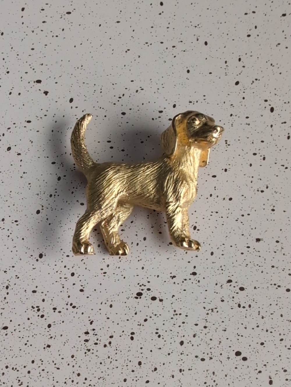 Vintage 1960s Trifari Goldtone Beagle Dog Brooch Pin